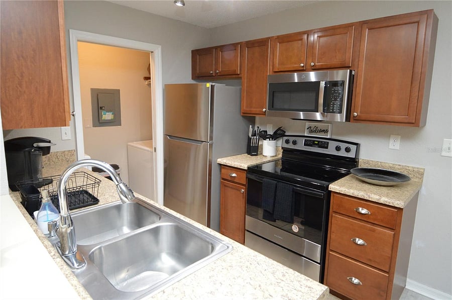Furnished Finder property 989752_1 photo 6