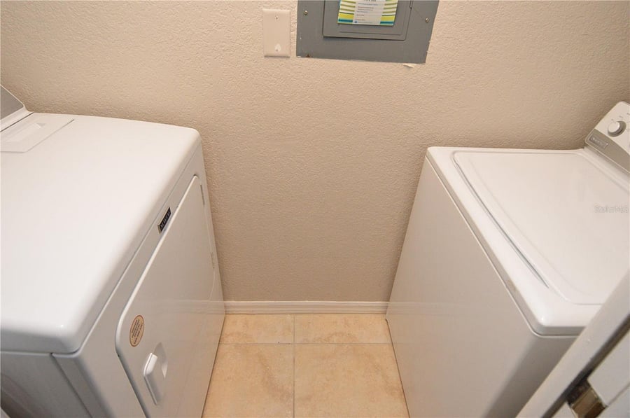 Furnished Finder property 989752_1 photo 10