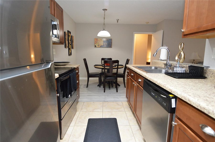 Furnished Finder property 989752_1 photo 11