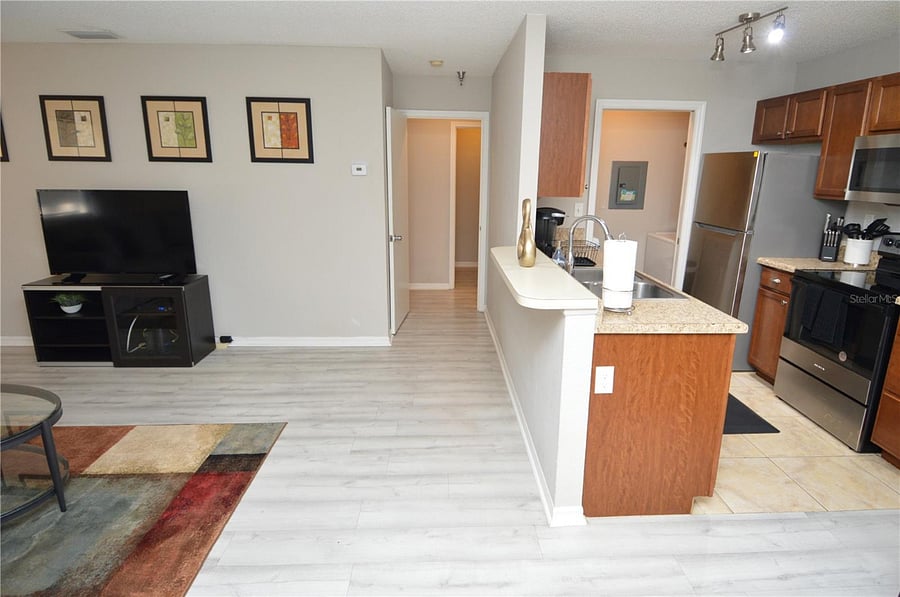 Furnished Finder property 989752_1 photo 16