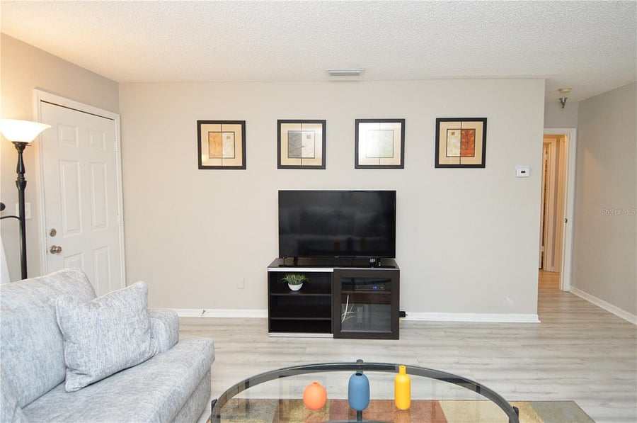Furnished Finder property 989752_1 photo 18