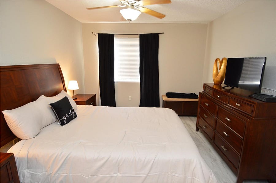 Furnished Finder property 989752_1 photo 24