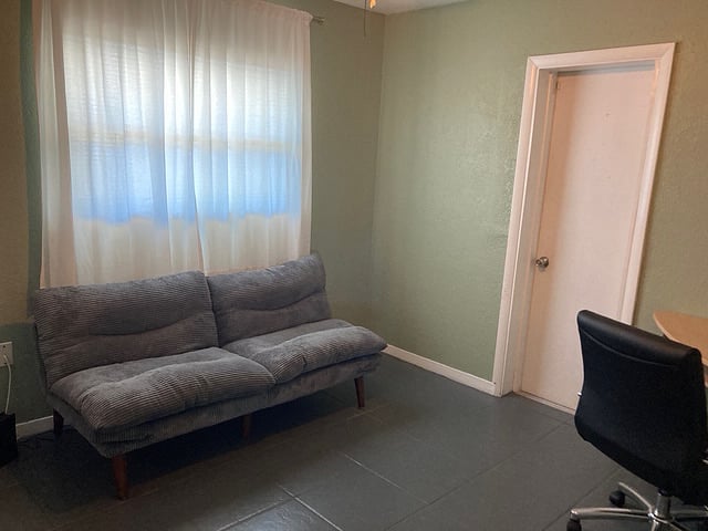 Furnished Finder property 989756_1 photo 9