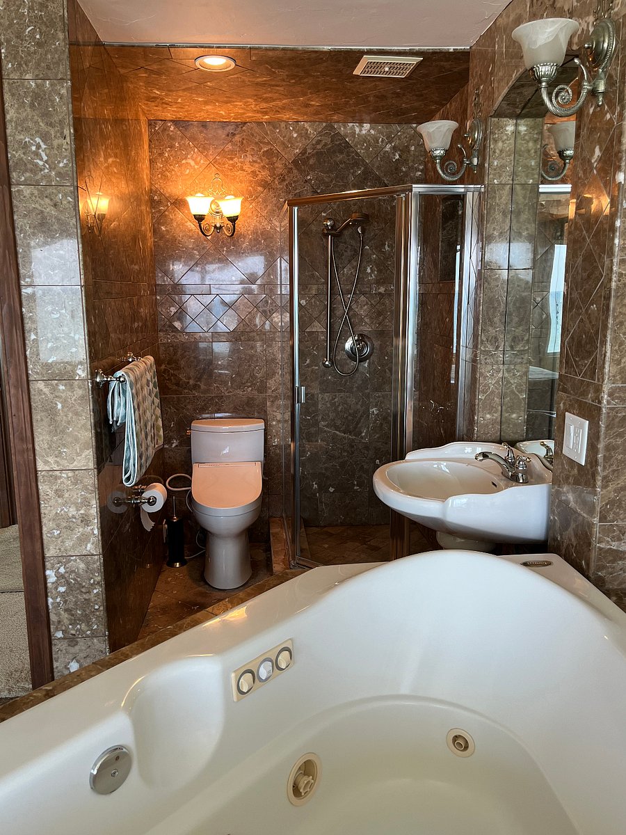 Close-up of bath in Master Bedroom