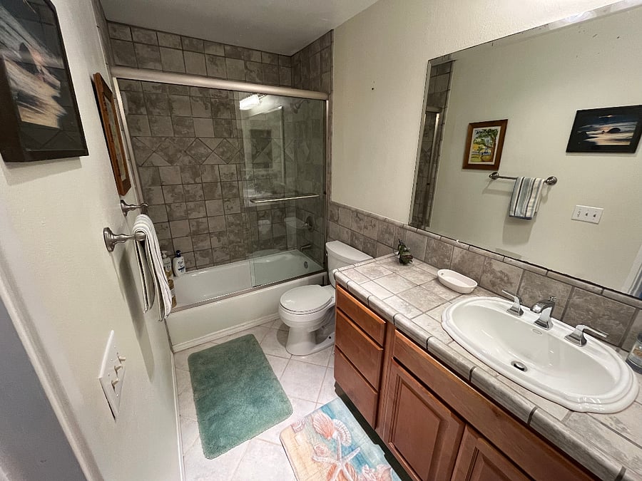 2nd Full Bathroom