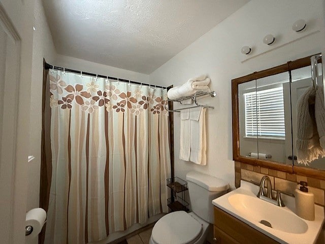 Master bathtub/shower combo