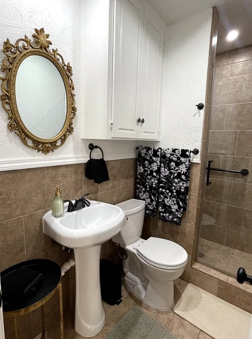 Furnished Finder property 989898_1 photo 33