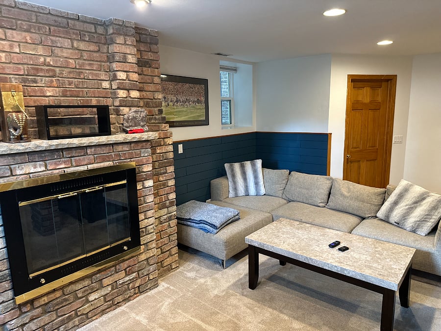 Relaxed living area with plenty of seating, giving groups or families room to spread out during longer stays.