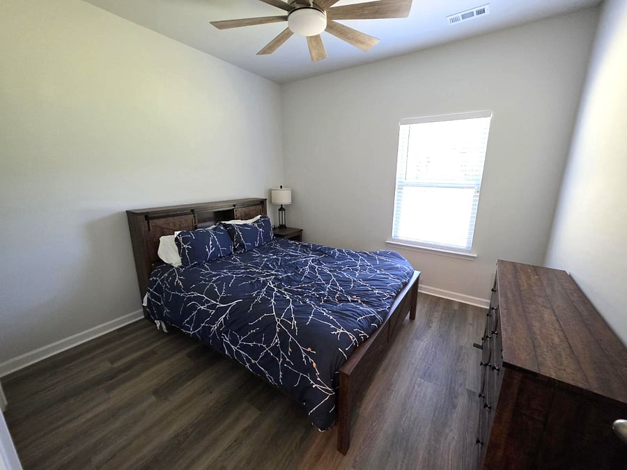 Furnished Finder property 989915_1 photo 23
