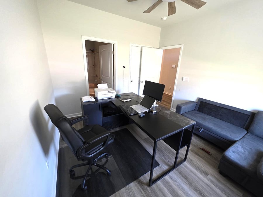 Furnished Finder property 989915_1 photo 33