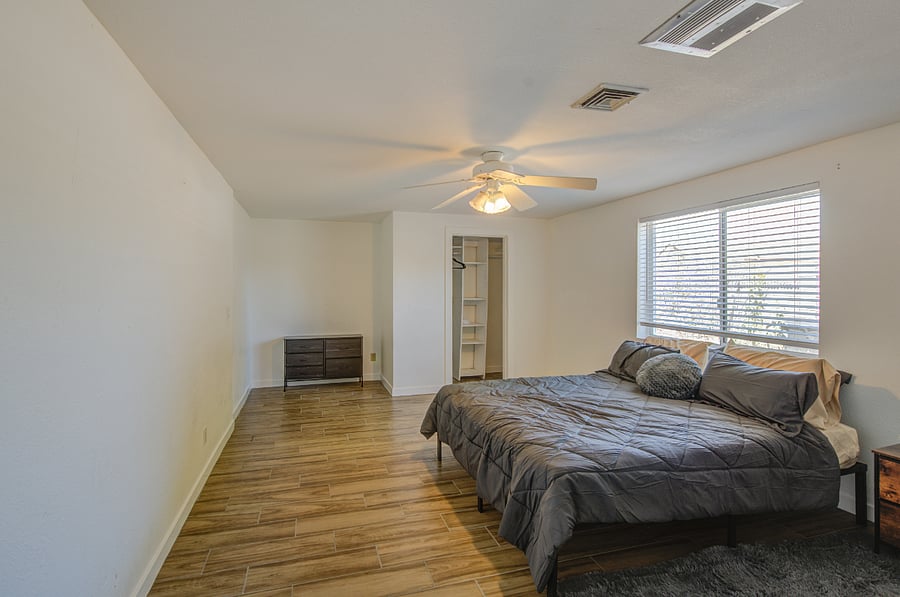 Furnished Finder property 989993_1 photo 9