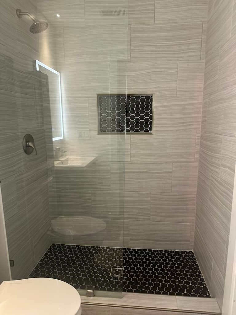 Furnished Finder property 990015_1 photo 3