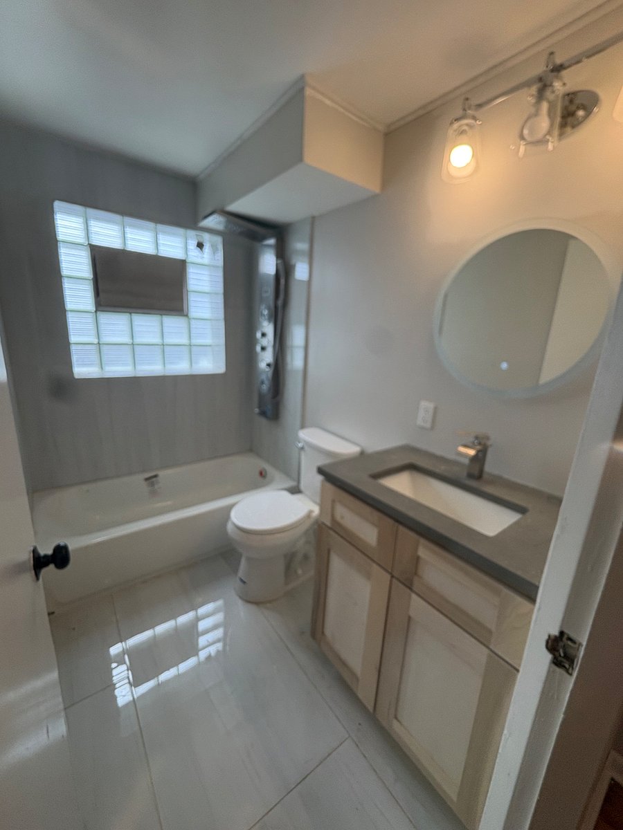 FIRST FLOOR BATH