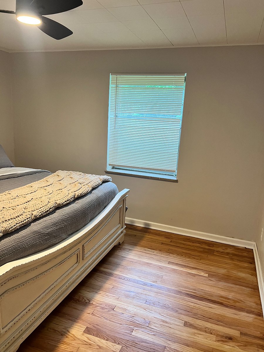 FIRST FLOOR BEDROOM 1