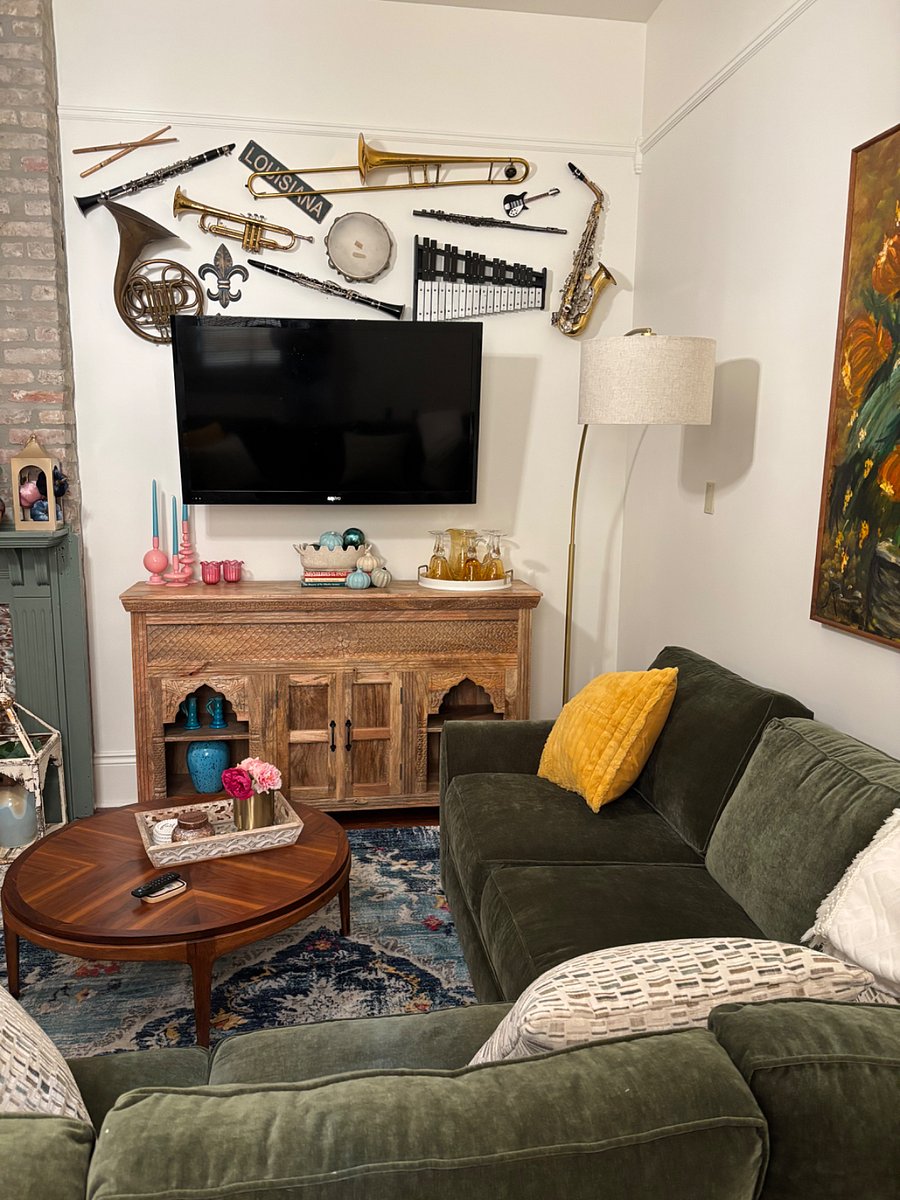Living room.