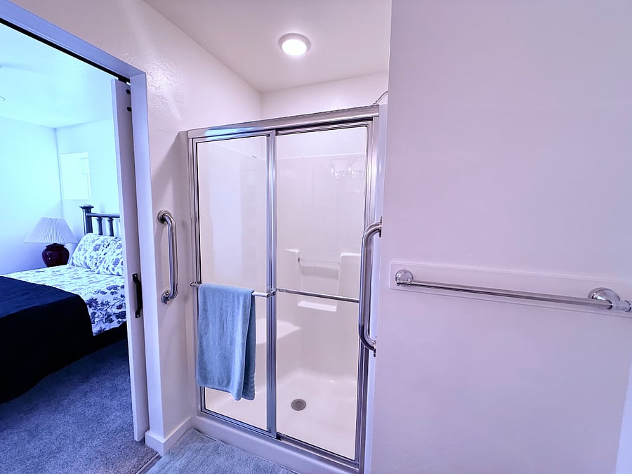 En Suite Master Bath