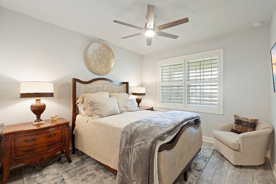 Guest room 