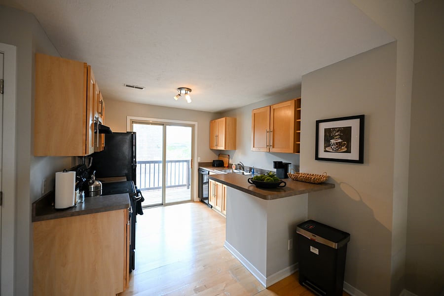 Furnished Finder property 990096_1 photo 3