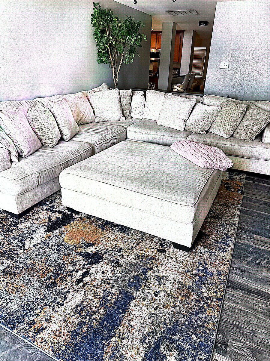 Furnished Finder property 990105_1 photo 6