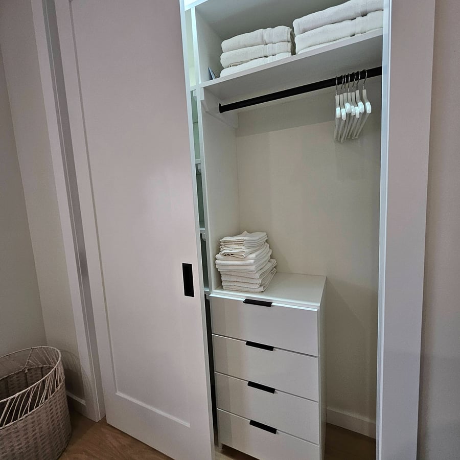 Spacious sliding-door closet. Towels provided