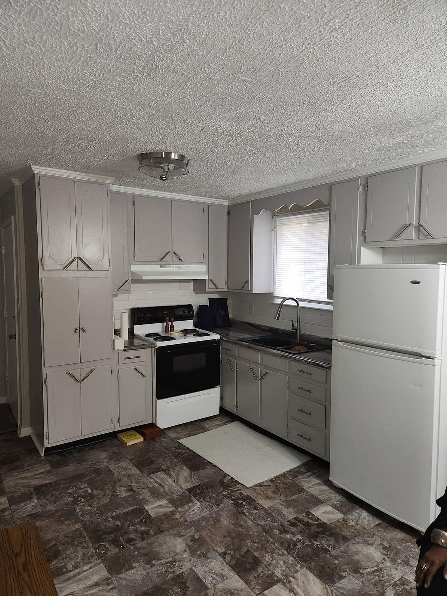 Furnished Finder property 990156_1 photo 7