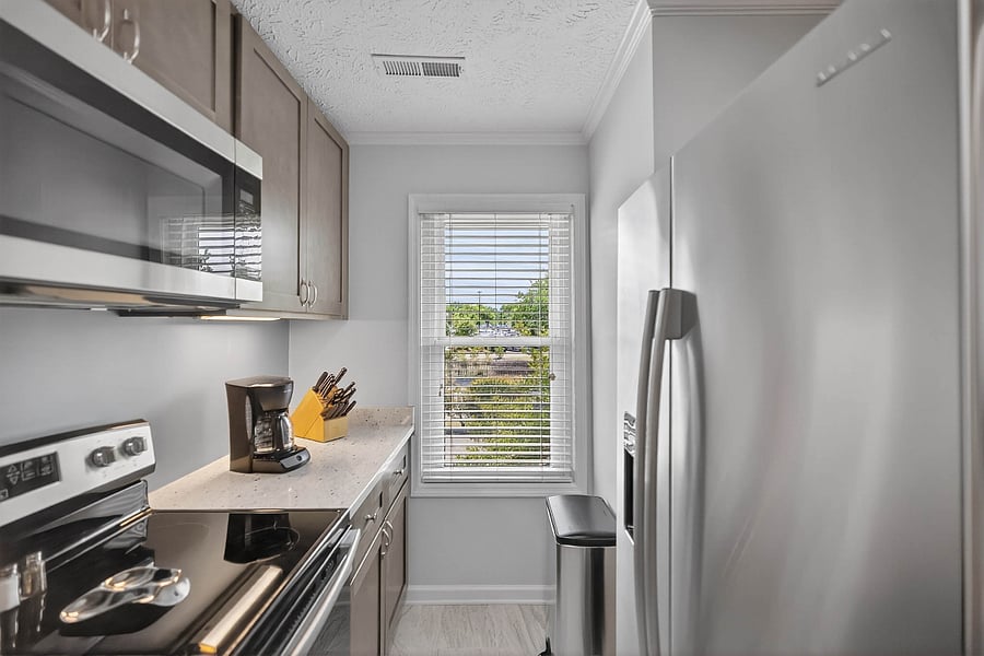 Kitchen overlooking proximity to NHRMC.