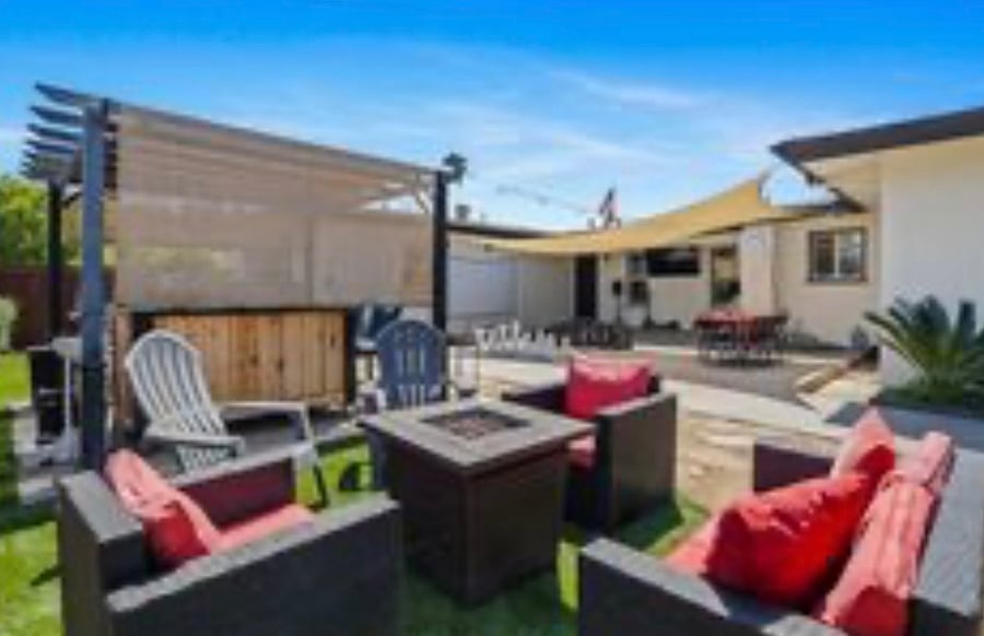 Furnished Finder property 990186_1 photo 12