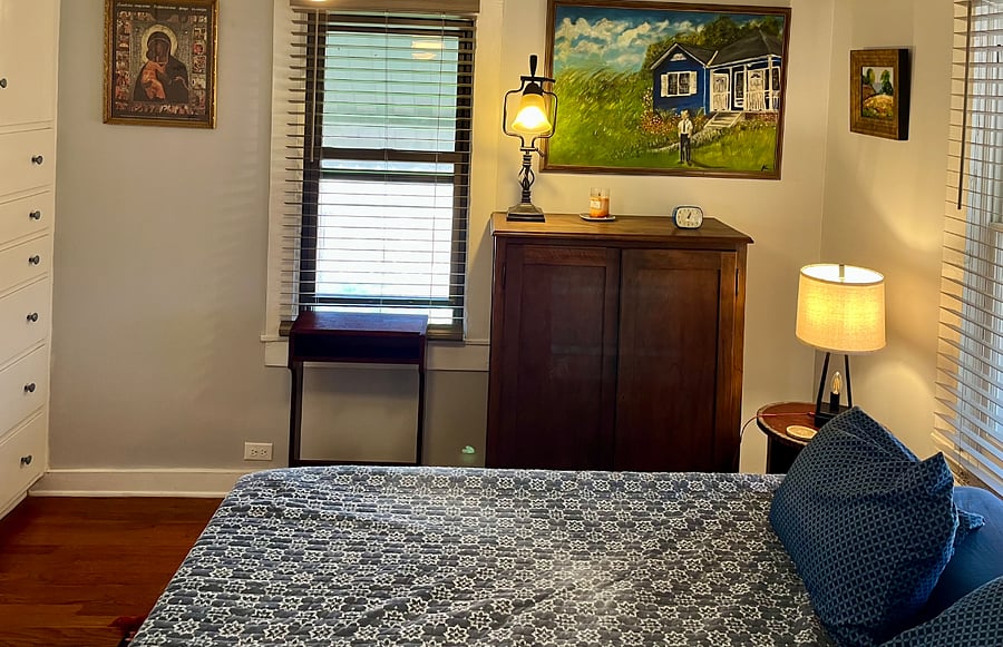 Queen Bedroom