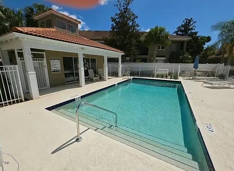 Furnished Finder property 990256_1 photo 24