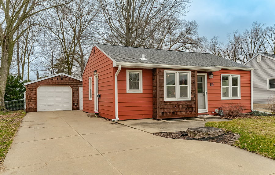 Front of house and 1.5 car garage