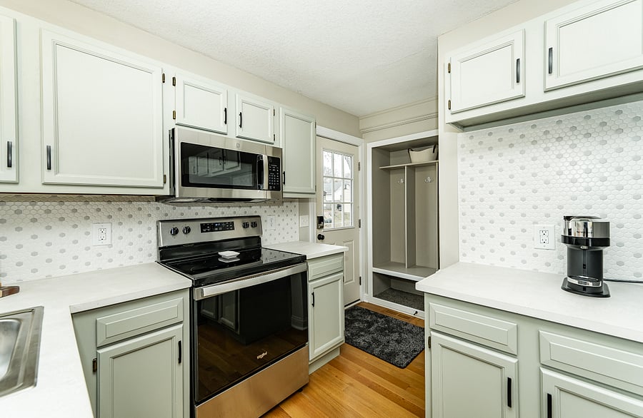 Kitchen and entryway cubbies for convenient storage