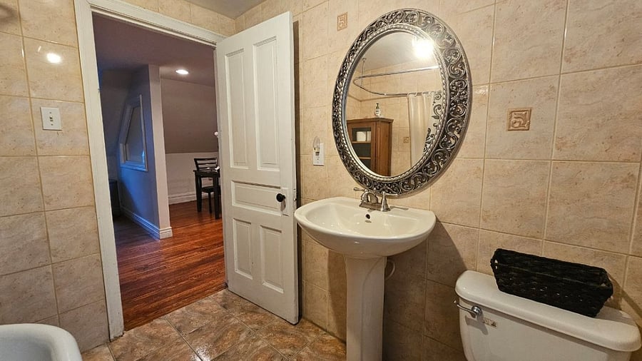 Furnished Finder property 990492_1 photo 6