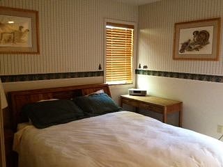 Queen Bedroom