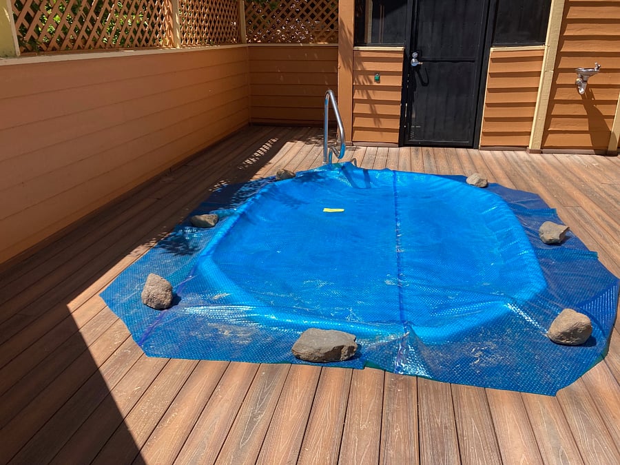 Hot Tub in next building