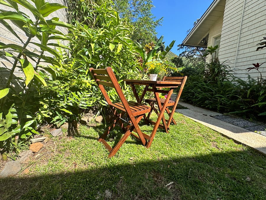 Quiet residential Nu'uanu valley. Mature trees, trade-wind breezes, real Honolulu.
