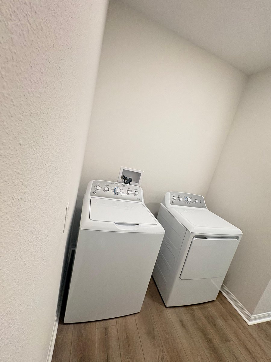 Washer dryer