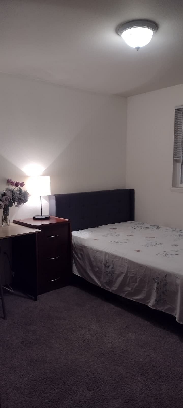 Room 1 (full size bed)
