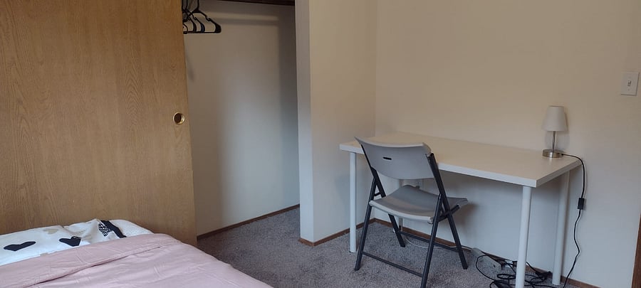 Room 2 (biggest closet among 3 bedrooms)