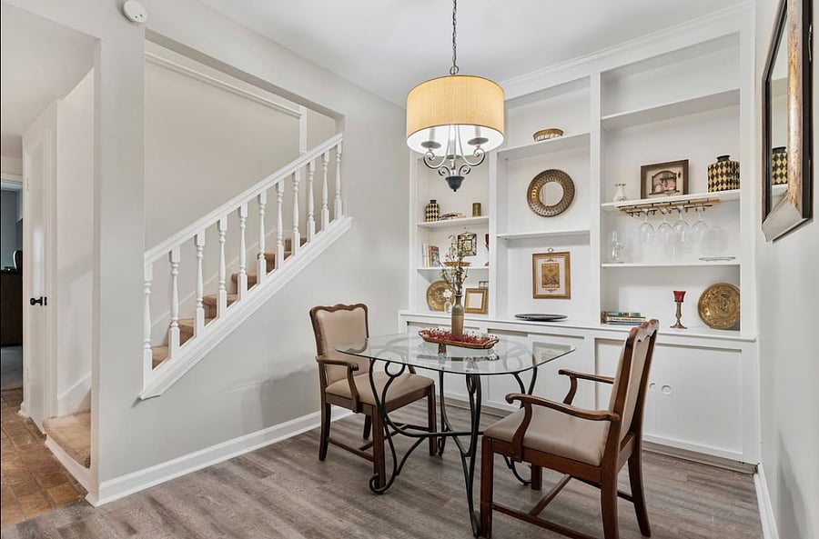 Study or extra dining area