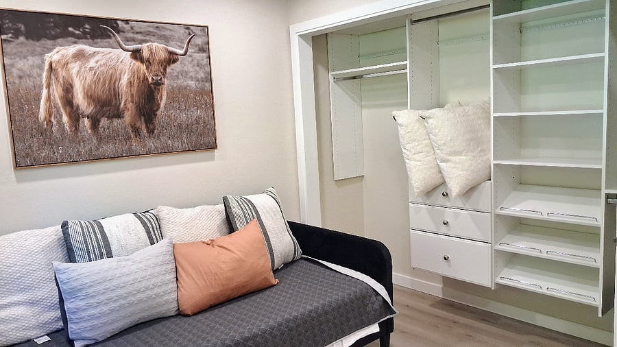 another bedroom/office