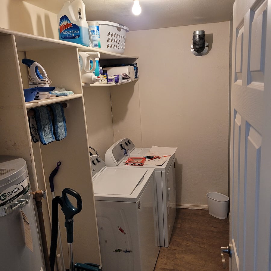 W/D in laundry room