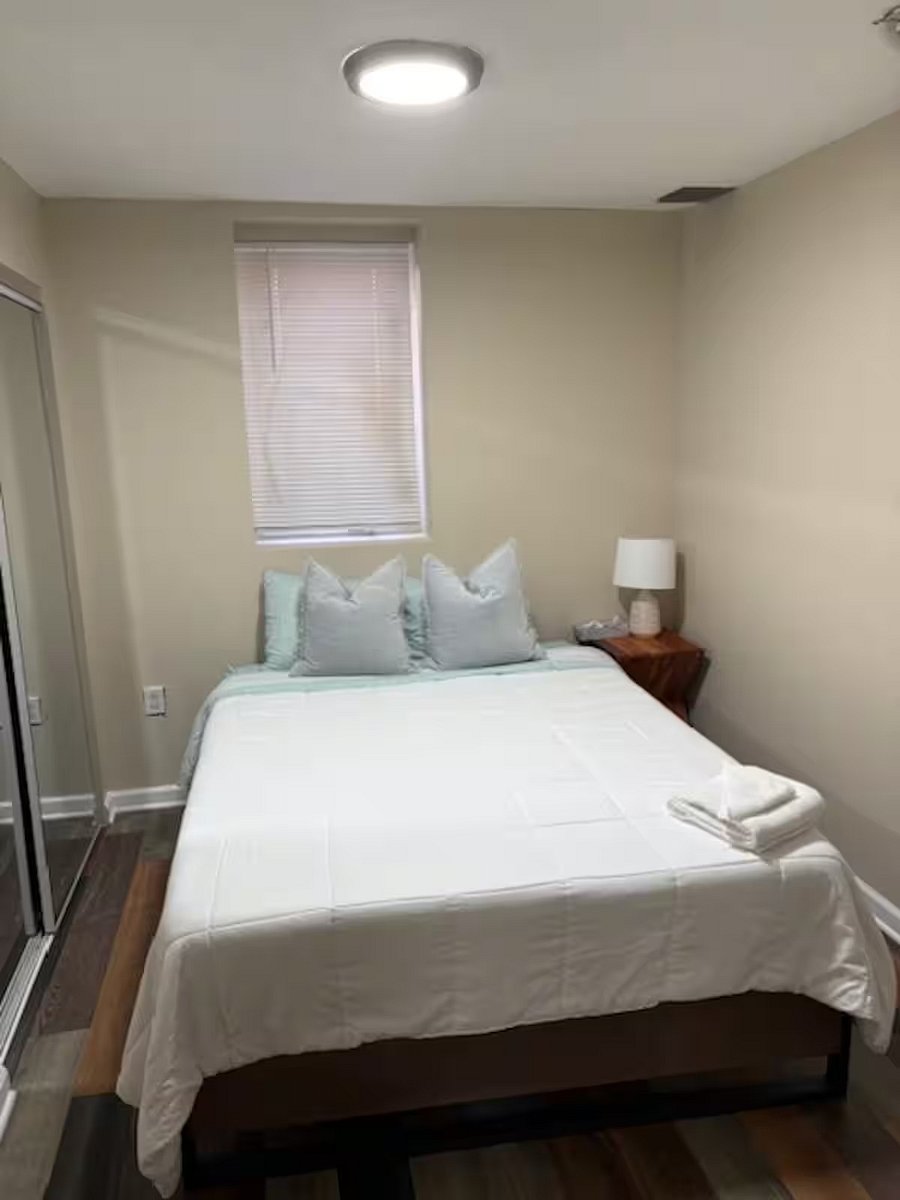 Furnished Finder property 990655_2 photo 24