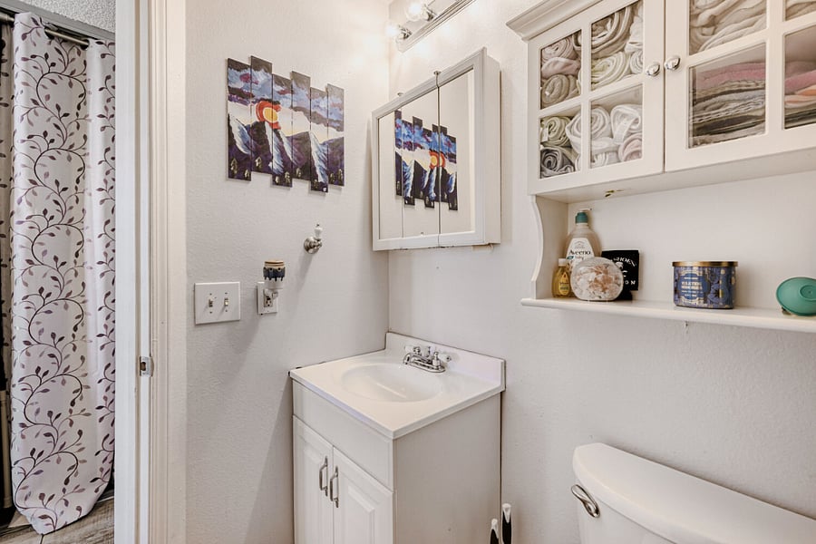 Bathroom #2