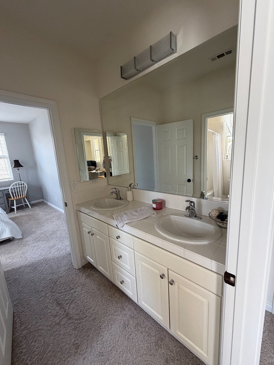 Bedroom 3 & 4 Bathroom
