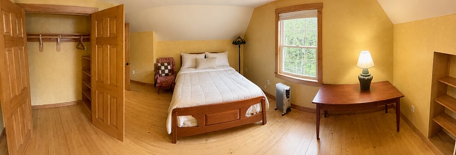 bedroom #3 (upstairs, southeast facing)