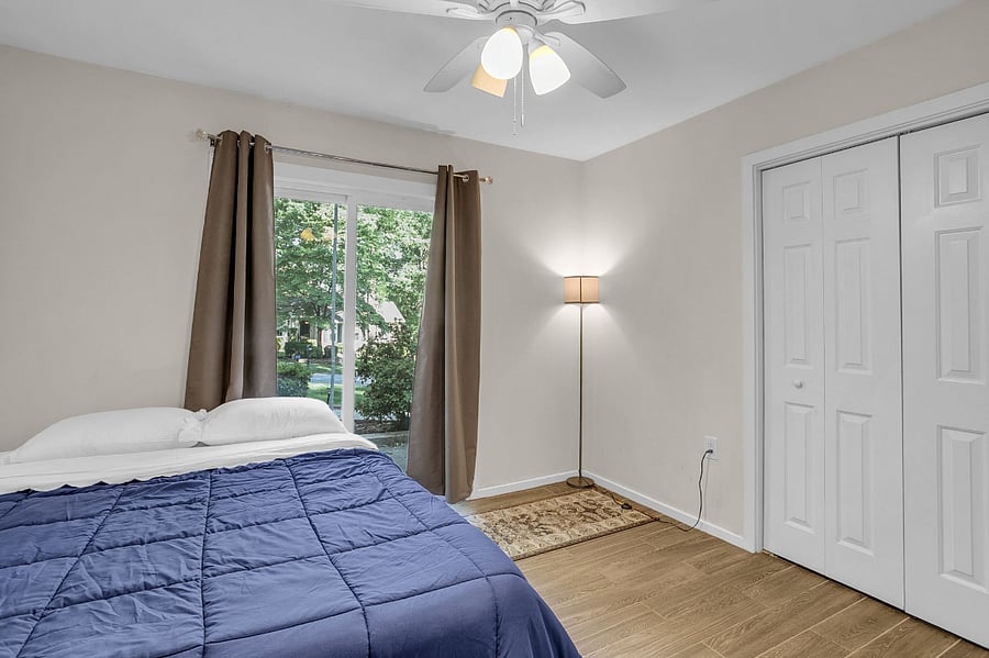 2nd bedroom