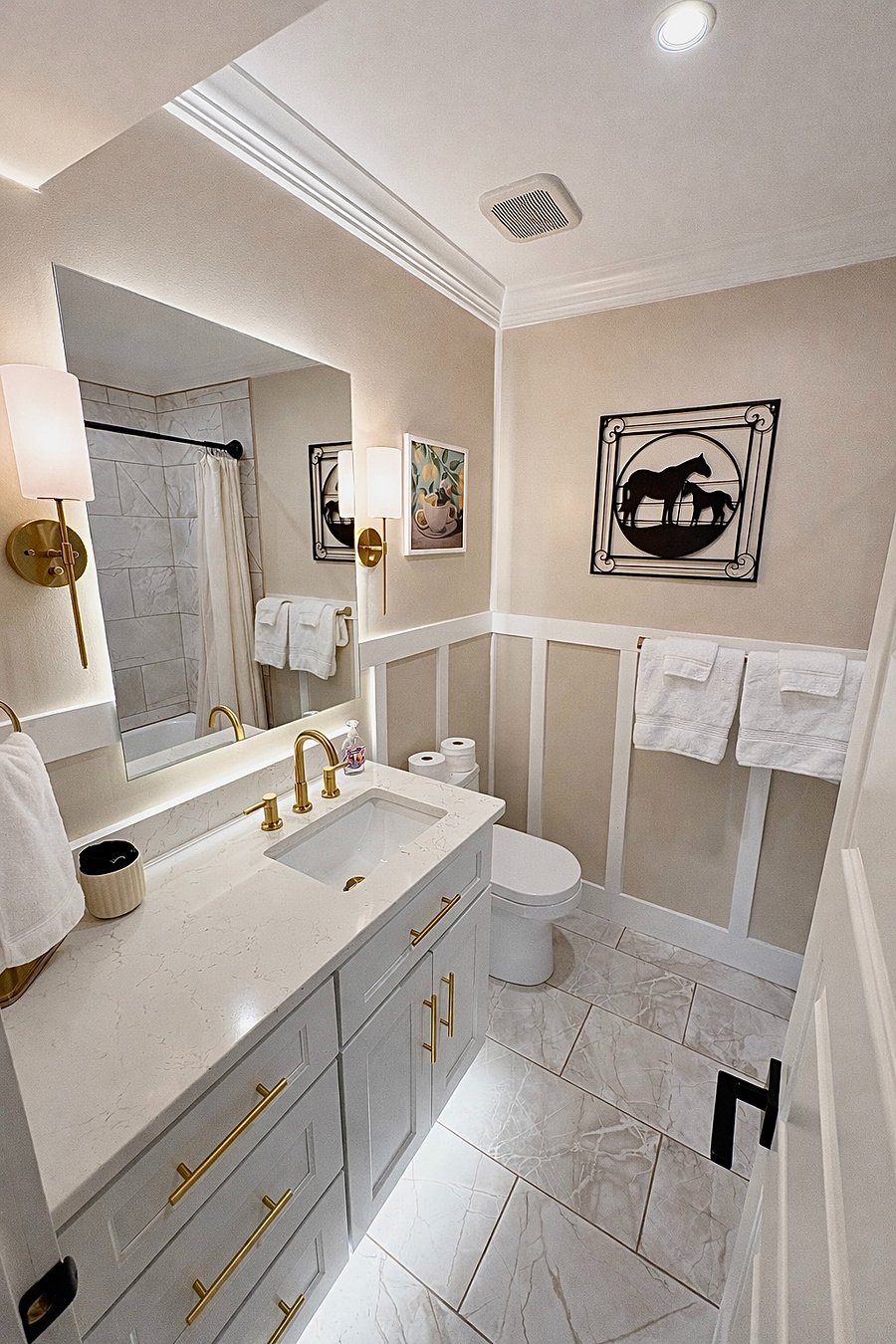 Guest Bath
