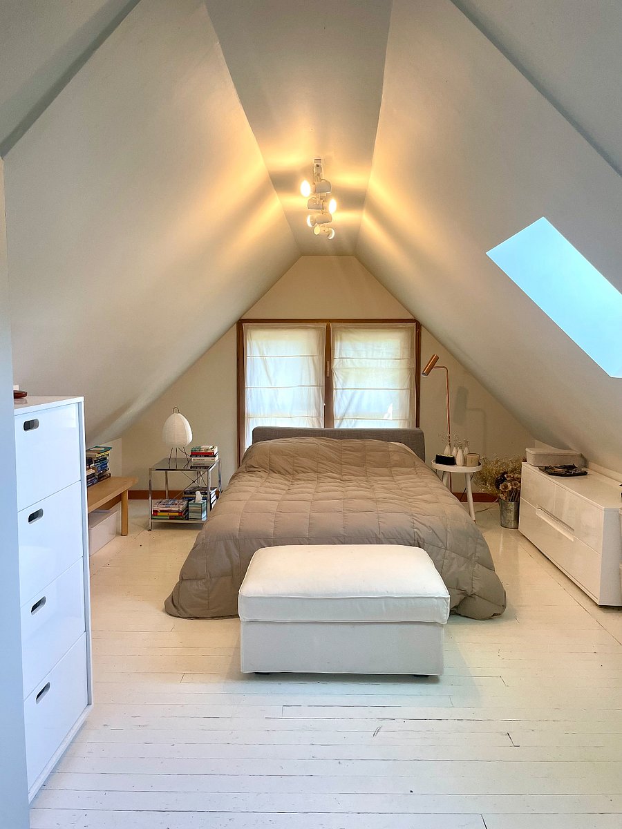Main bedroom upstairs