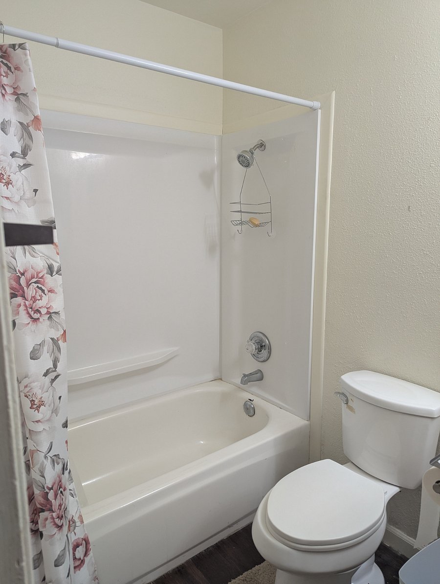 2nd Bathroom