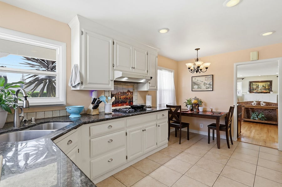 shared kitchen